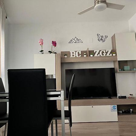 El Bc Zaragoza - Aljaferia Apartment Luaran gambar